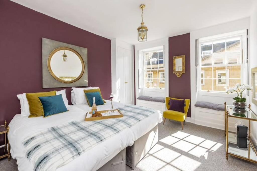 Georgian Apartment Located In The Center Of Bath. Exterior foto